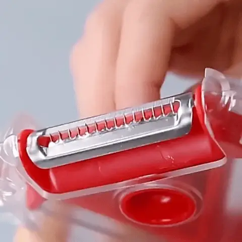 3-in-1 peeler